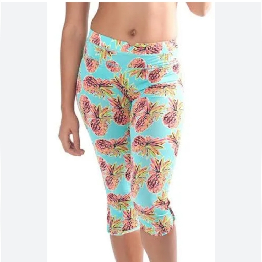 All For Color Women's Capri Leggings